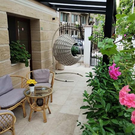 Family Boutique Residence-Free Parking 벨리코 터르노보 외부 사진