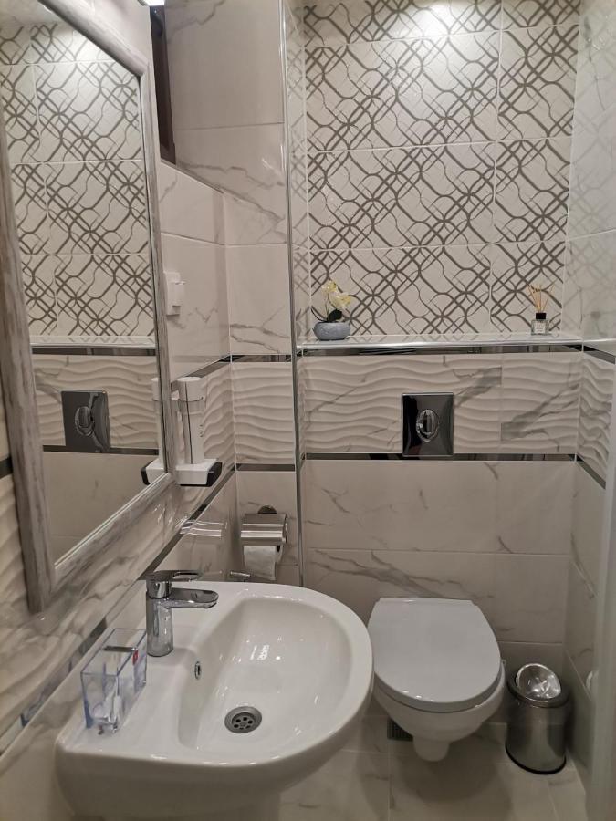 Family Boutique Residence-Free Parking 벨리코 터르노보 외부 사진