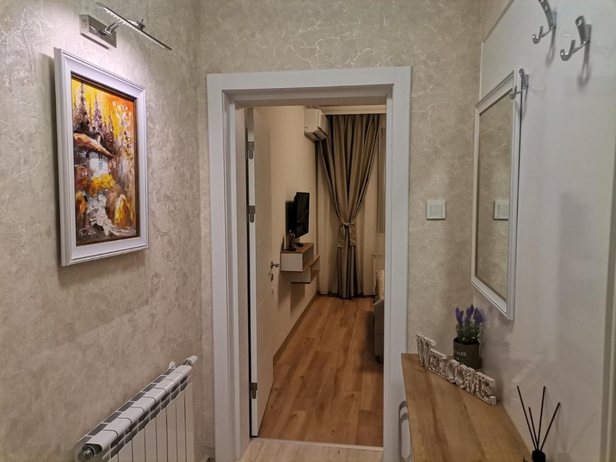 Family Boutique Residence-Free Parking 벨리코 터르노보 외부 사진