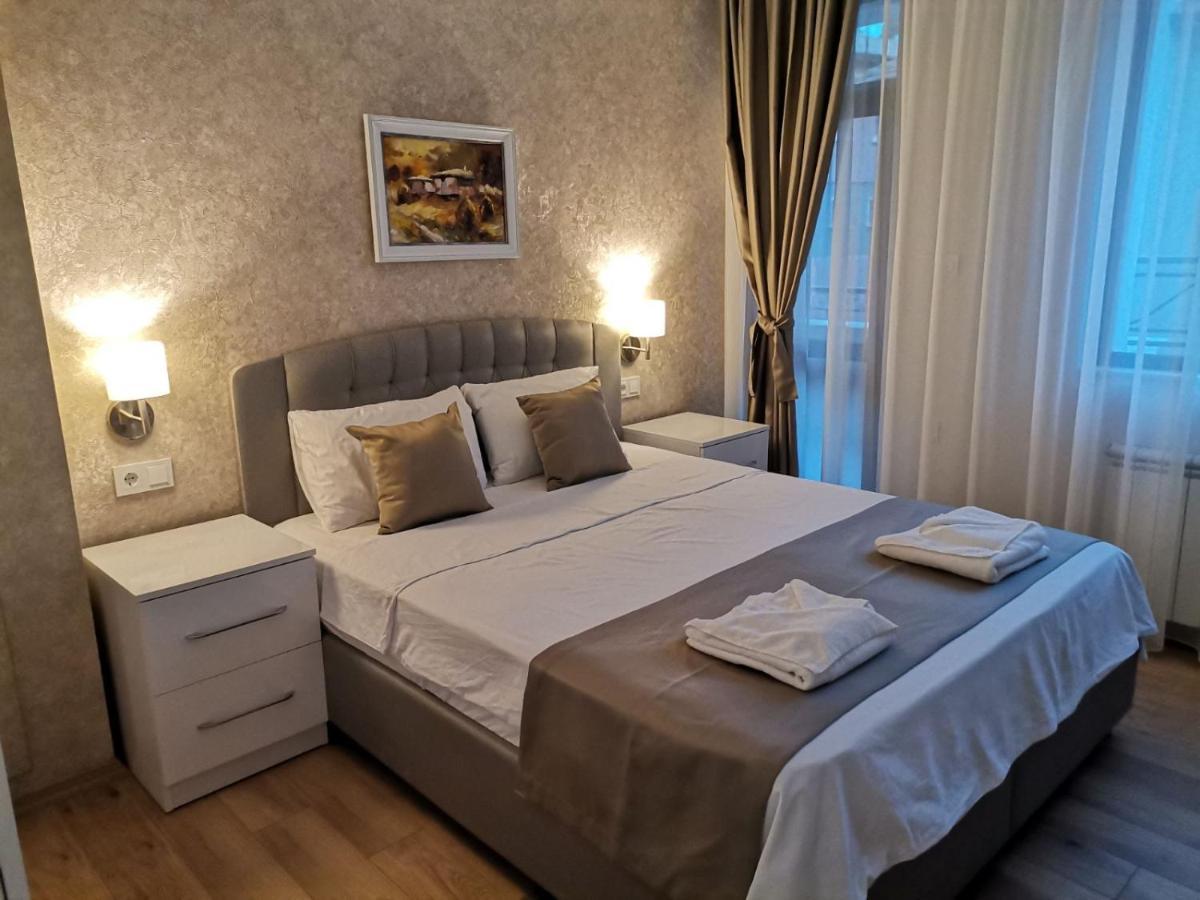 Family Boutique Residence-Free Parking 벨리코 터르노보 외부 사진