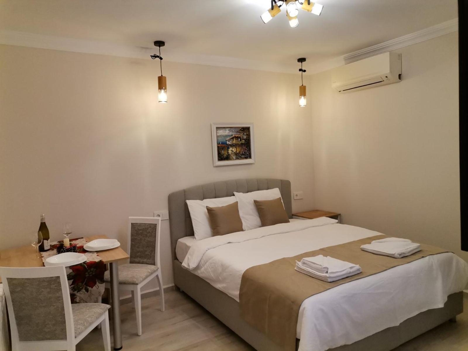 Family Boutique Residence-Free Parking 벨리코 터르노보 외부 사진