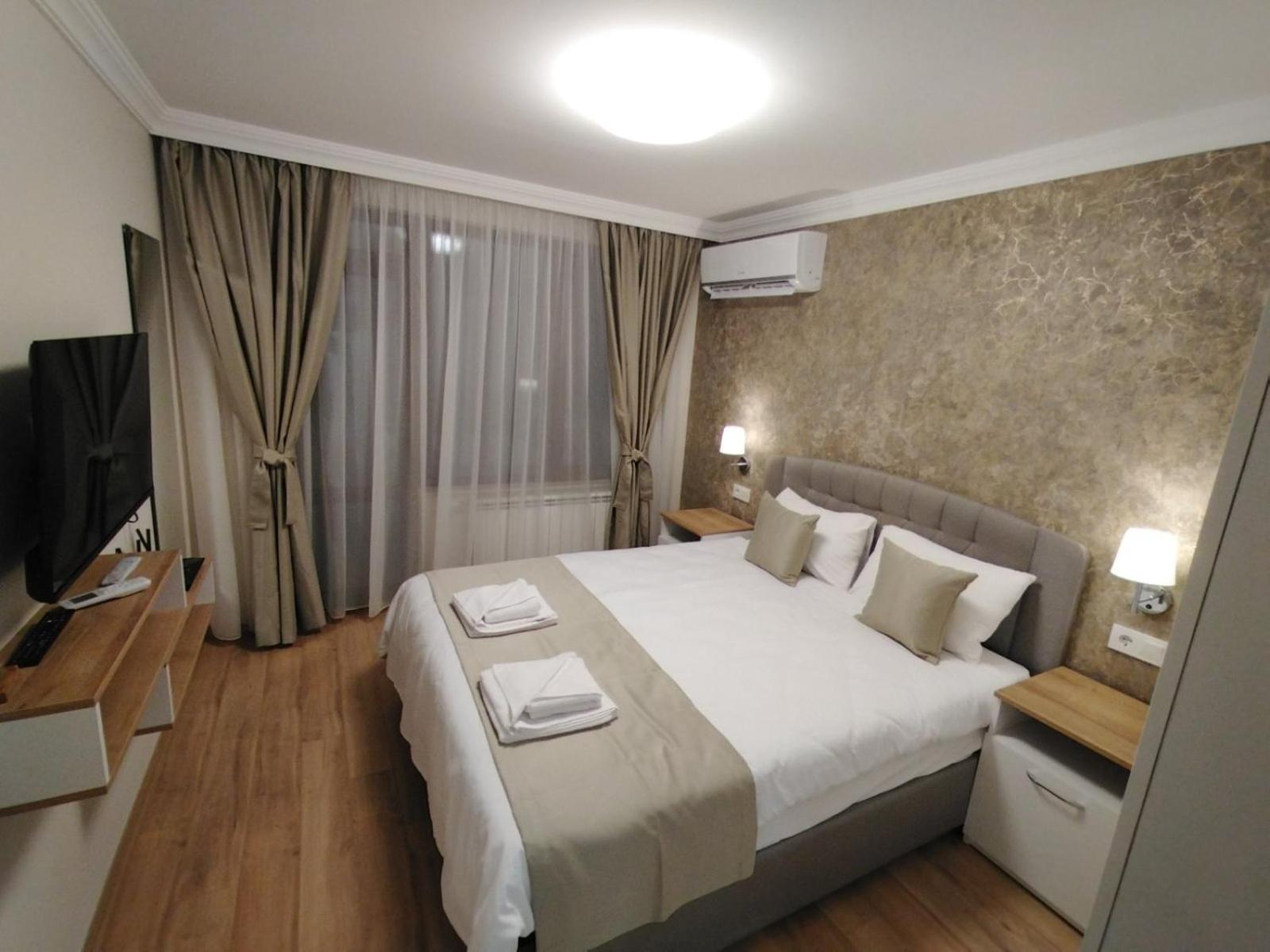 Family Boutique Residence-Free Parking 벨리코 터르노보 외부 사진