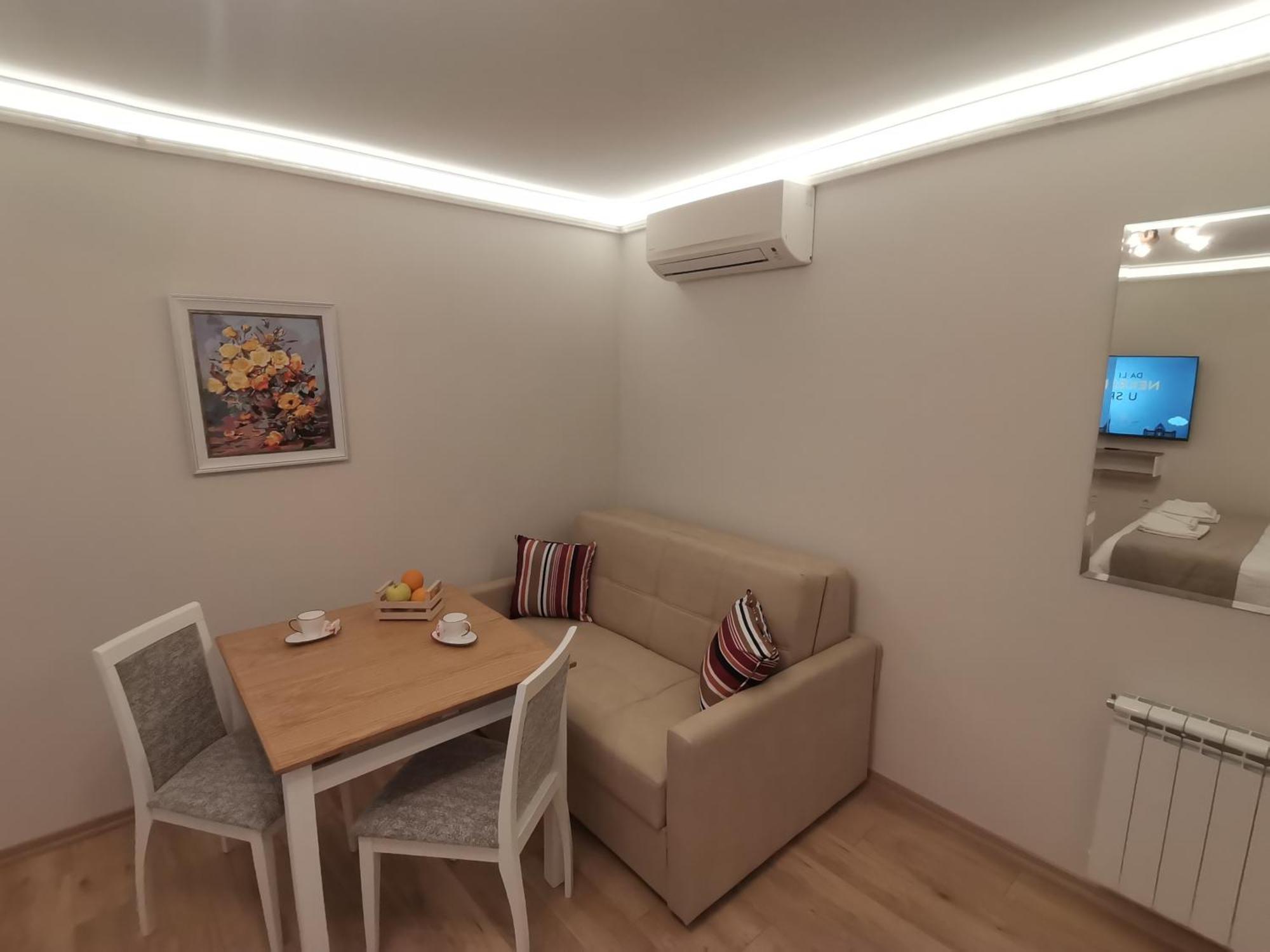 Family Boutique Residence-Free Parking 벨리코 터르노보 외부 사진